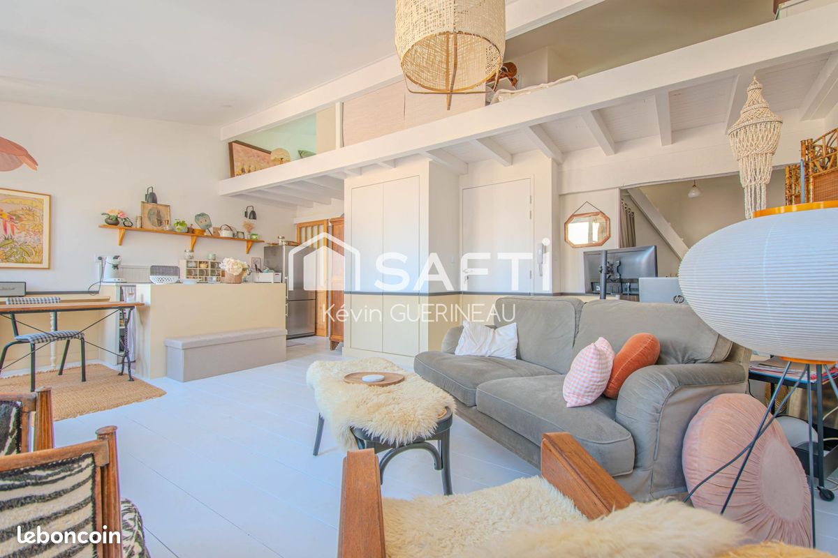 Appartement 2 pièces 56 m² · à Bordeaux · 56 m² · 242 000 €