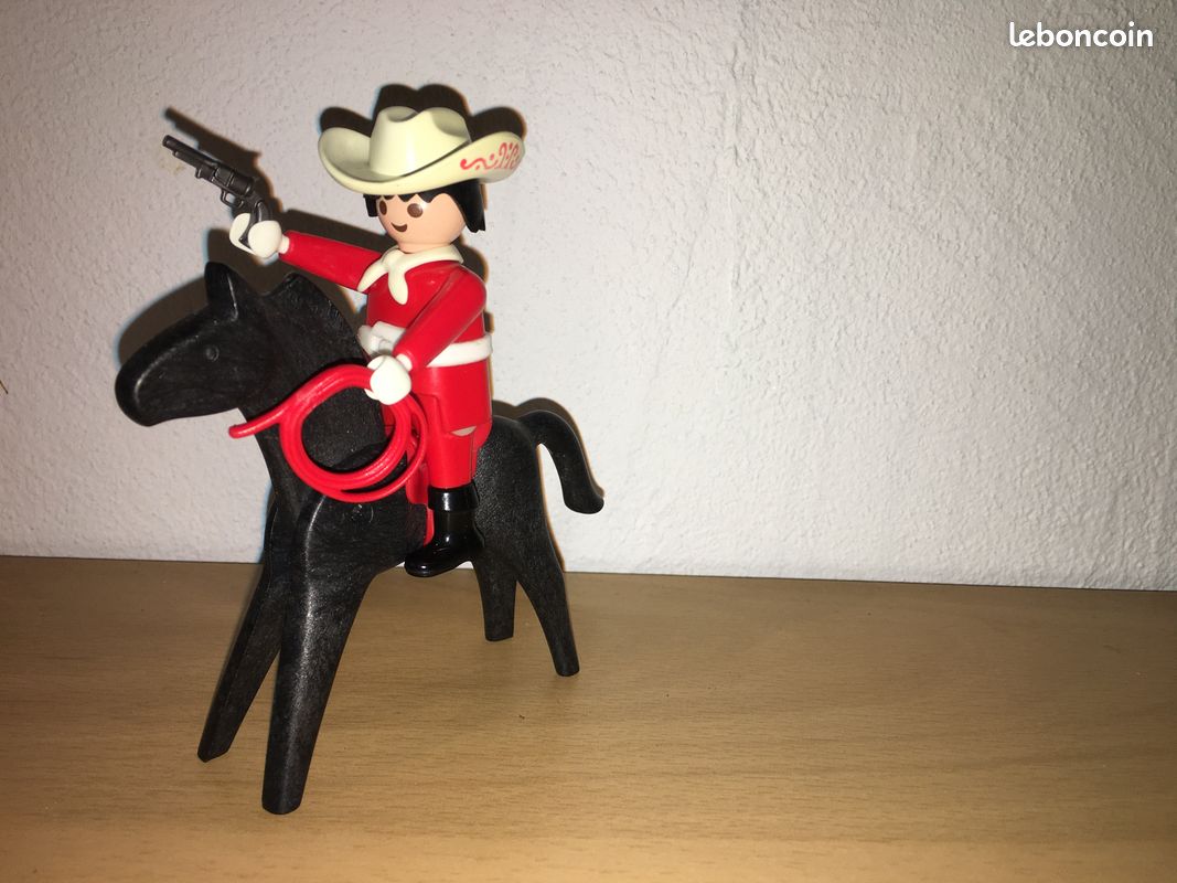 2 Chapeaux De Cowboy Playmobil Western - Accessoire Marron Pour Figurine - Occasion - Pièces Détachées Playmobil