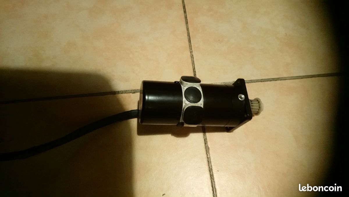 Moteur Sanyo denki servo dc (image 3)