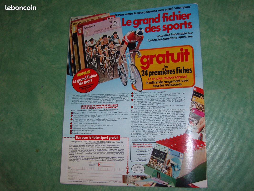 Magazine Football France - Saison 1976/1977 - Groupe Équipe - Découpes Angers