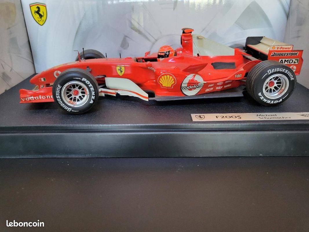 Maquette F1 Ferrari M.Schumacher 1/18 – Voiture Télécommandée Neuve