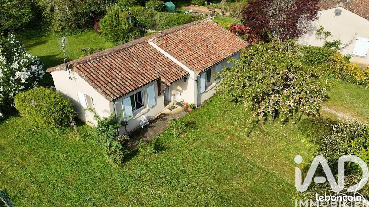 Maison 2 pièces 45 m² · à Blanzay · 45 m² · 69 000 €