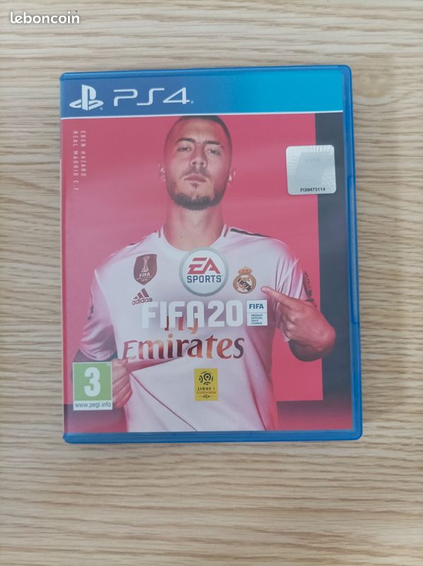Lot de 4 jeux FIFA 19,20,21 et 22 (image 4)