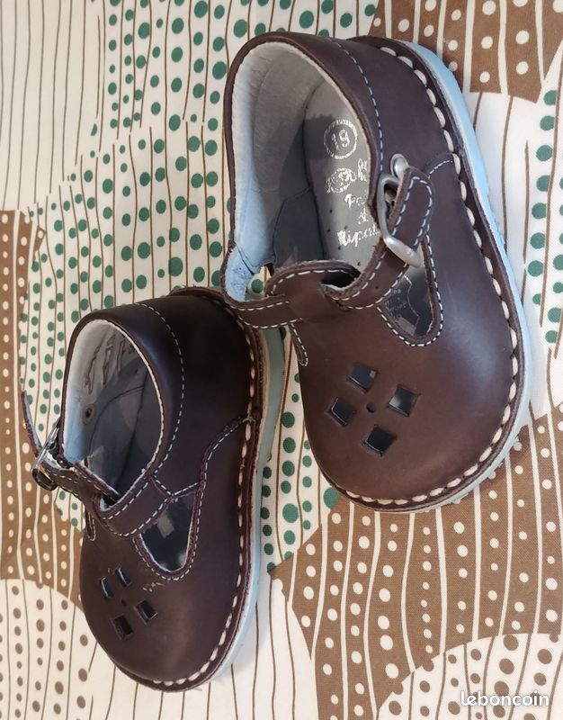 👞👶 CHAUSSURE EN CUIR PAT ET RIPATON taille 19 en Excélent état 👶👞 (image 2)