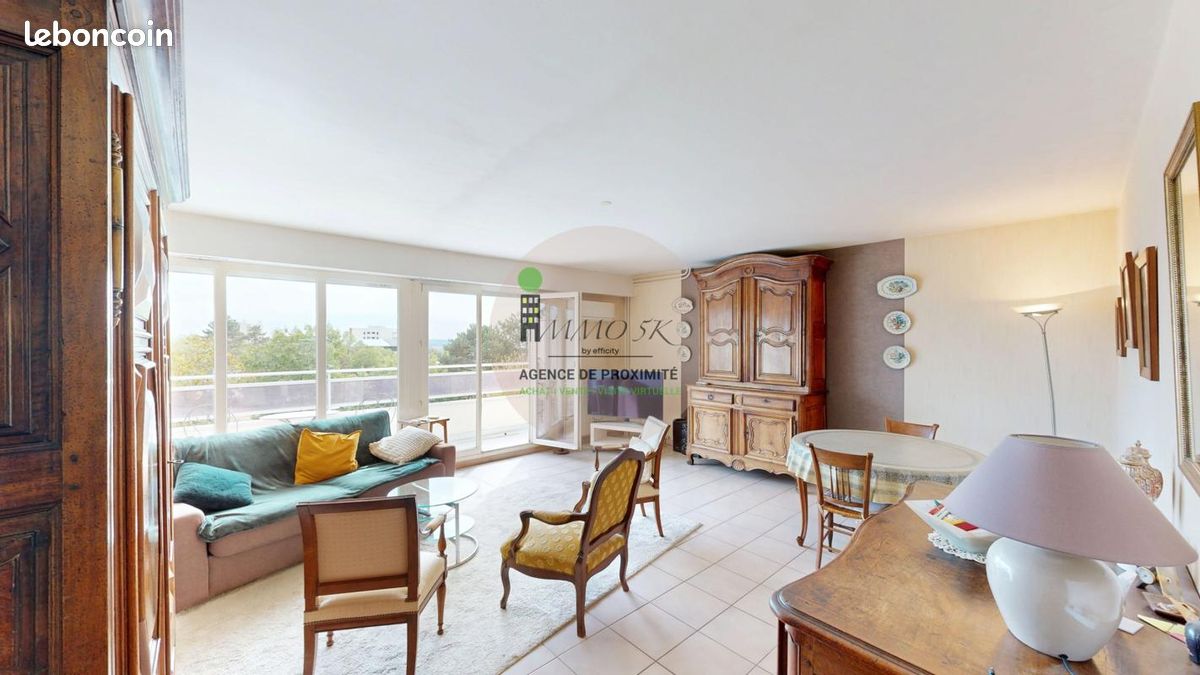 Appartement 4 pièces 84 m² · à Rillieux-la-Pape · 84 m² · 150 000 €