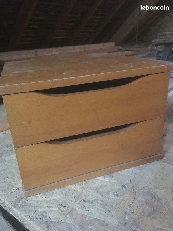 Meuble tiroirs en bois (image 1)