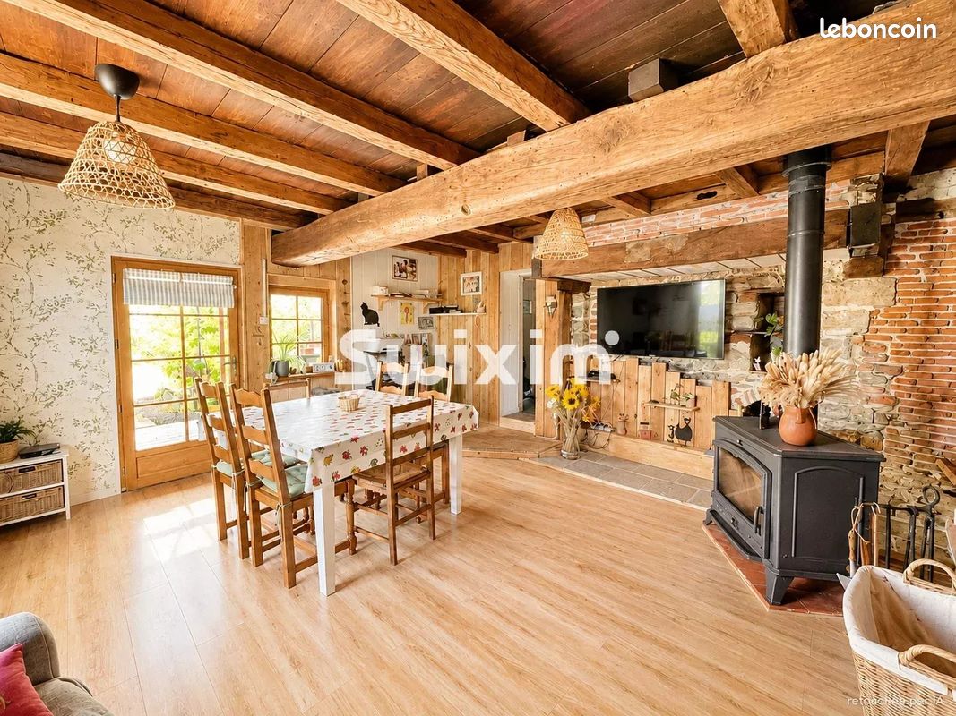 Maison 4 pièces 96 m² · à Bletterans · 96 m² · 185 000 €