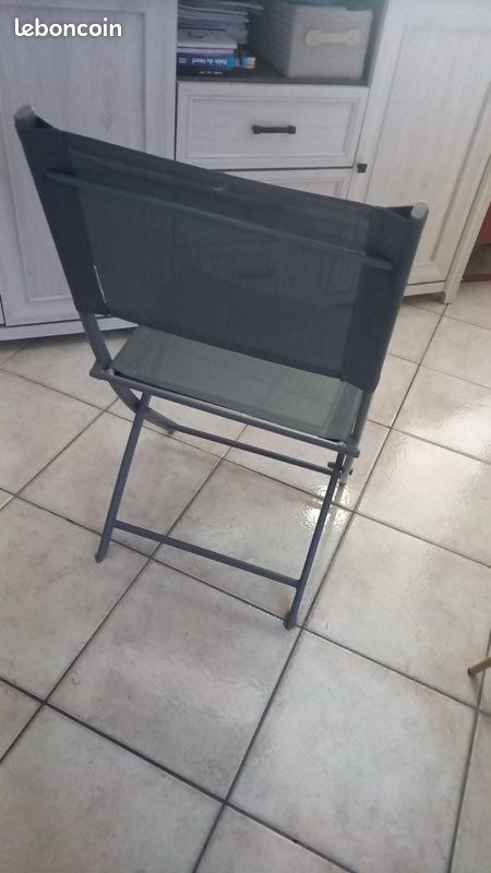 Chaise pliable grise - lot de 4 (image 2)