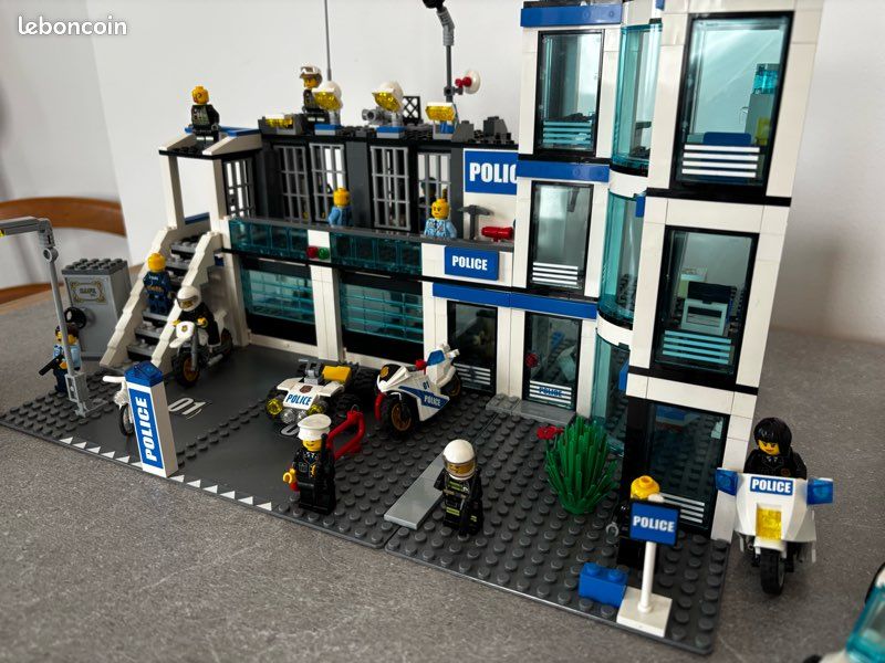 Lego city 7498 commissariat de police Jeux Jouets