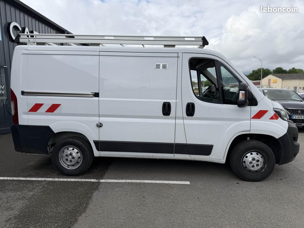 PEUGEOT BOXER Premium L1H1 2.2 BlueHDi - 120 CV 13542 HT (image 4)