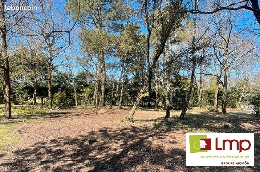 Terrain 400 m² Saint Reverend · à Saint-Révérend · 56 000 €