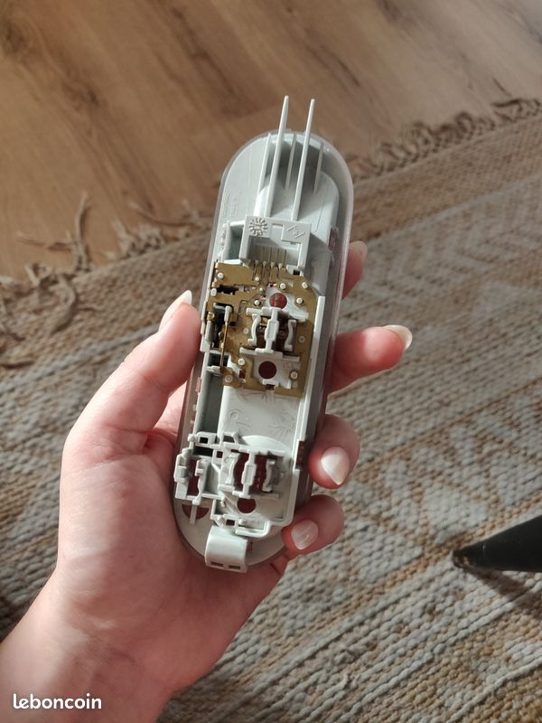 Plafonnier twingo 2 (image 2)