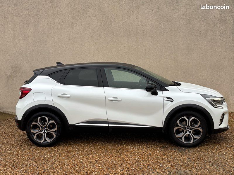Renault Captur E-Tech Hybrid 1ère Main Entretien FULL Renault 1.6 16V 94cv boîte auto (image 2)