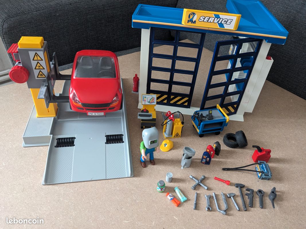 Playmobil 70202 Garage Automobile - Avec Plateforme Élévatrice, Voiture Et Personnage - Dès 4 Ans