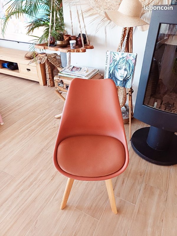 Chaises bois et plastique Terracotta (image 2)