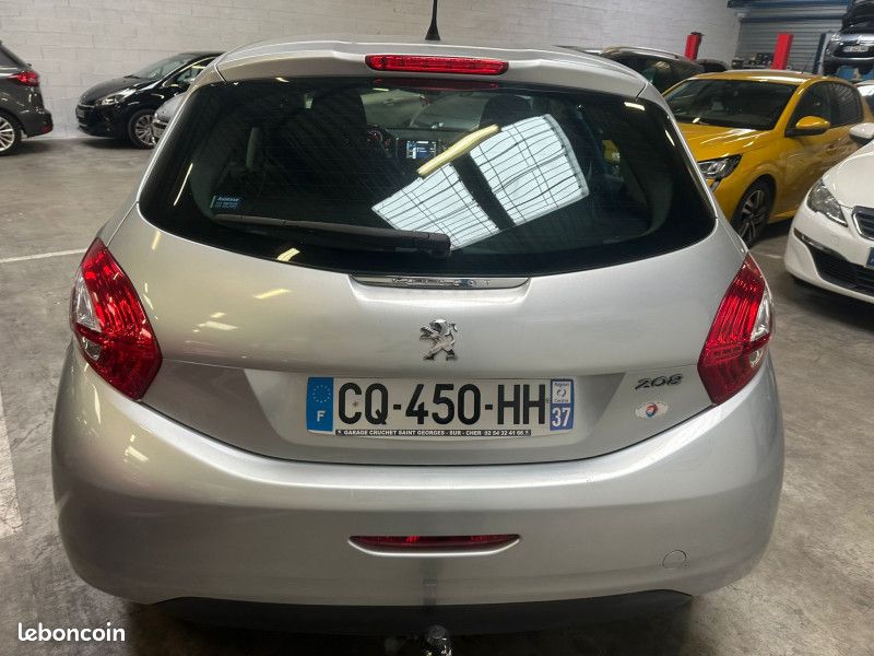 Peugeot 208 1.4 HDI FAP BUSINESS 5P (image 4)