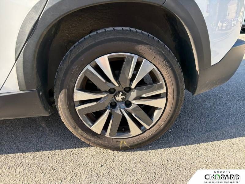 Peugeot 2008 1.2 PureTech 110ch S&S EAT6 GT Line (image 11)