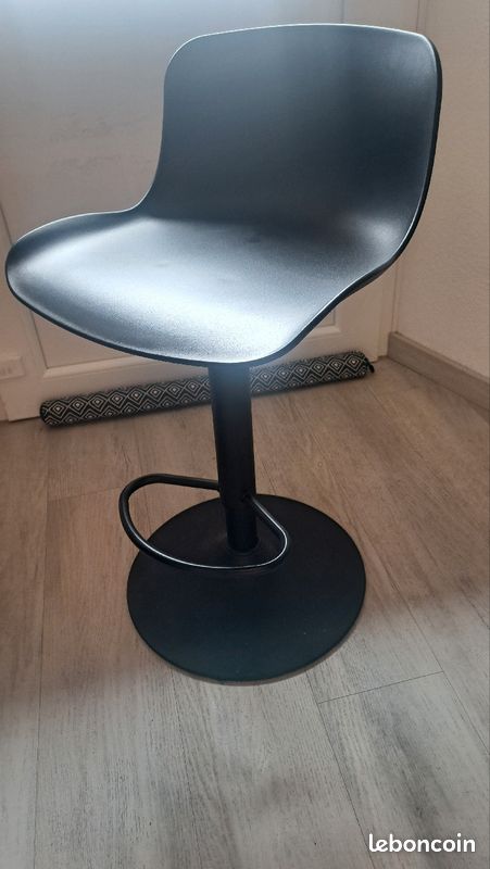 Tabourets et chaises de bar (image 2)