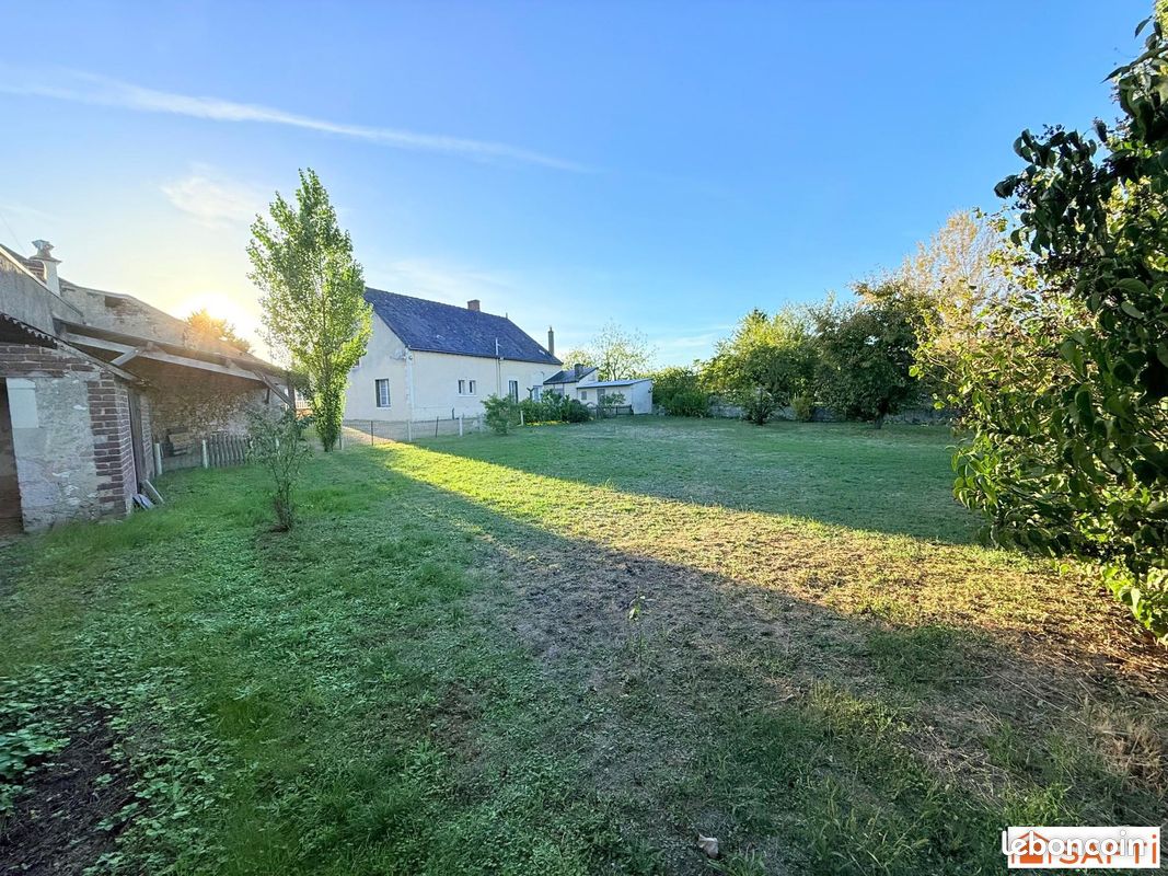 Maison 6 pièces 112 m² · à Saint-Laurent-de-Lin · 112 m² · 159 000 €