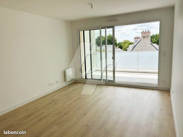 Appartement 3 pièces 65 m² · à Treillières · 65 m² · 910 €