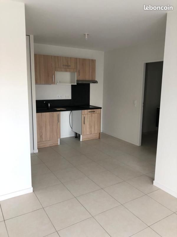 Appartement 2 pièces 42 m² · à Périgny · 42 m² · 601 €