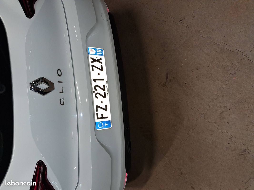 RENAULT Clio Blue dCi 85 Business (image 6)