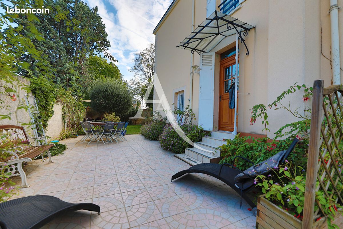 Maison 7 pièces 140 m² · à Montesson · 140 m² · 799 000 €