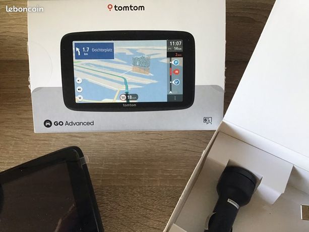 GPS TomTom GO Advanced 6 Pouces | Cartes Monde + Traffic Temps Réel | Alertes Zones Danger | Mises à Jour Wi-Fi | Guidage Changement De Voie