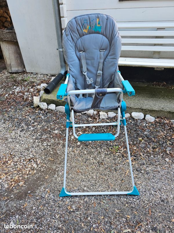 Chaise haute (image 1)