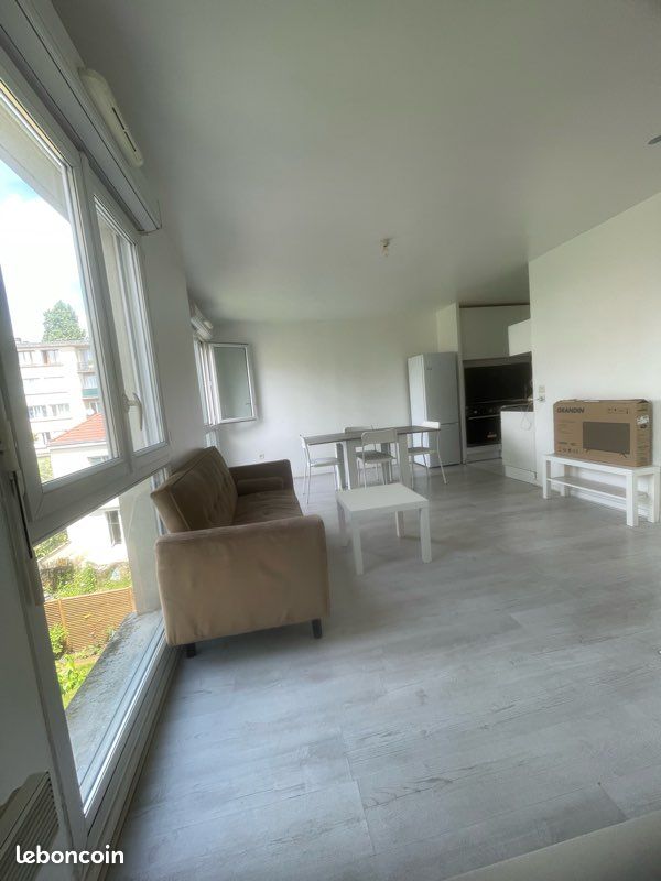 Appartement 2 pièces 42 m² · à Bondy · 42 m² · 1 000 €