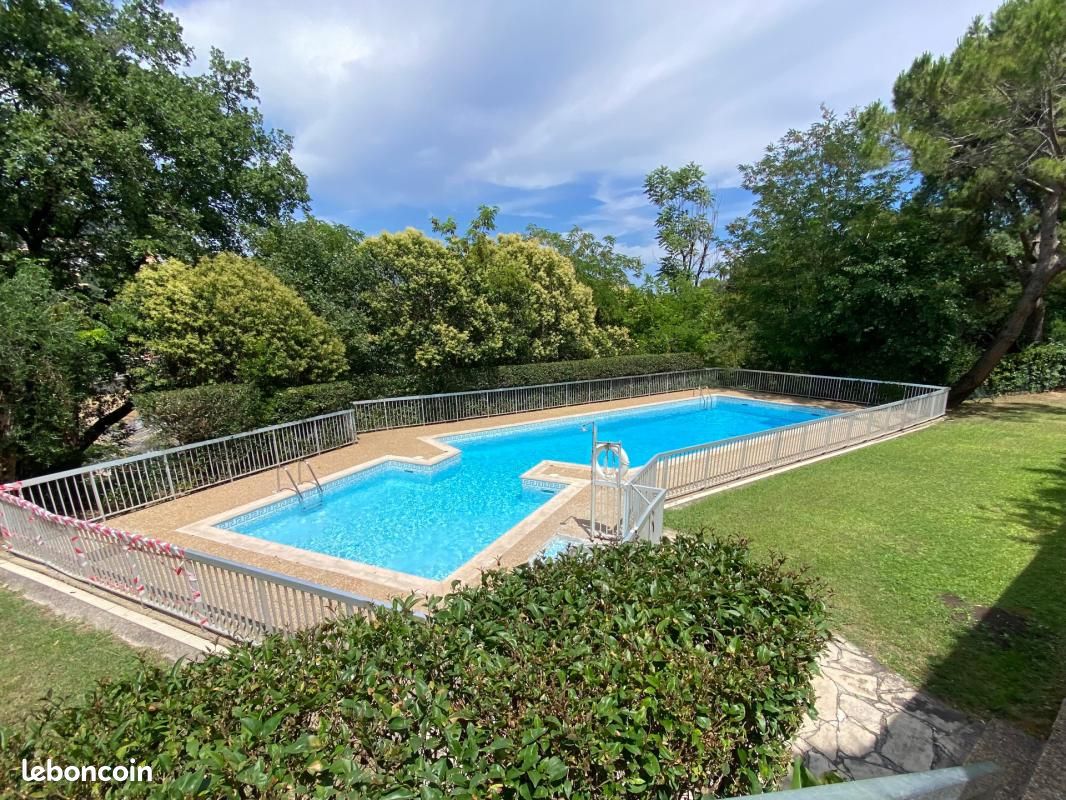 Appartement 3 pièces 71 m² · à Grasse · 71 m² · 205 000 €