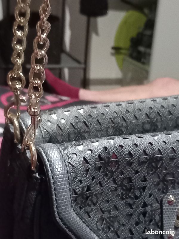 Sac Guess neuf (image 9)