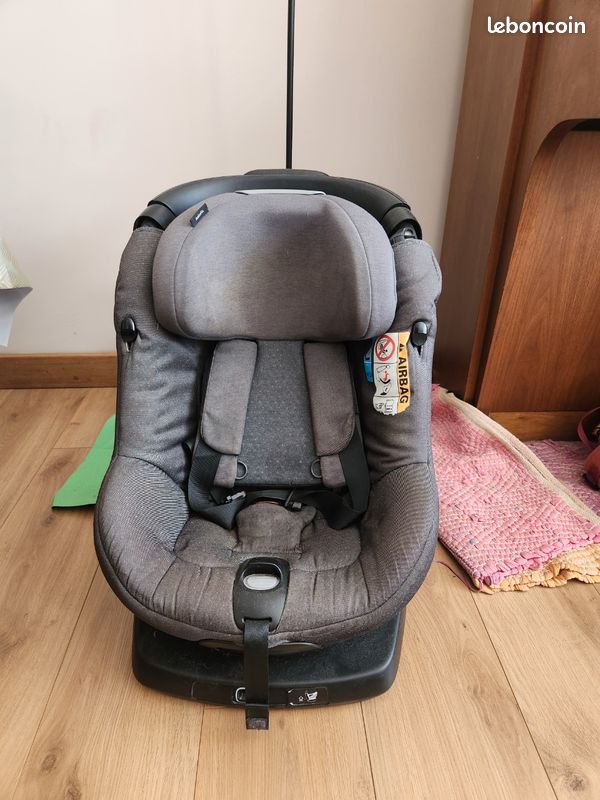 Siège auto Bébé Confort AxissFix - pivotant (image 1)