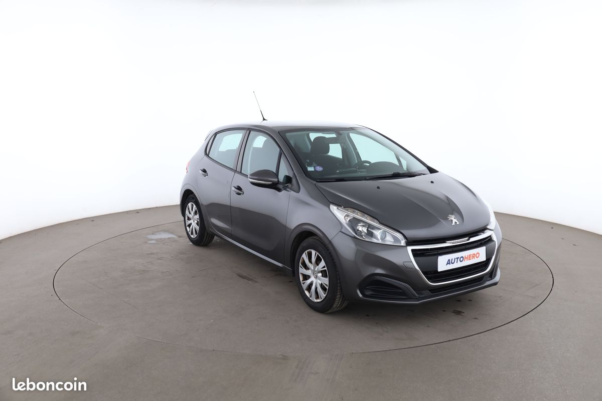 Peugeot 208 1.2 PureTech Active ETG5 5P 82 ch (image 4)