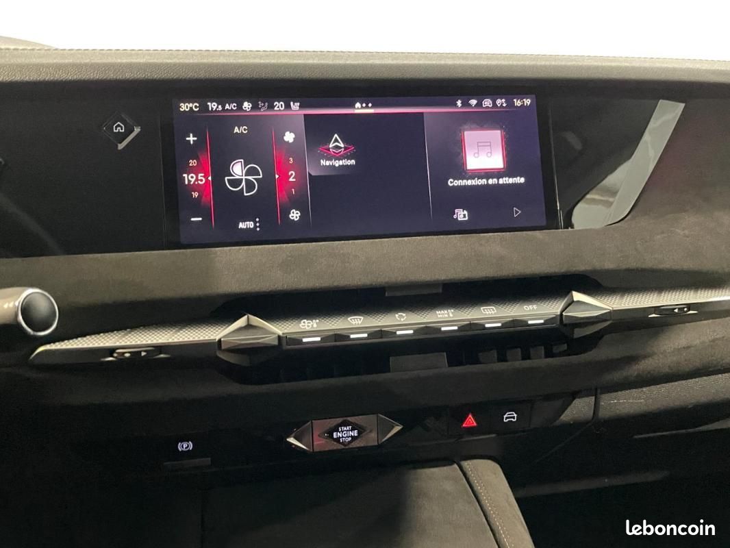 DS 4 BlueHDi 130 EAT8 Performance Line+ (image 13)