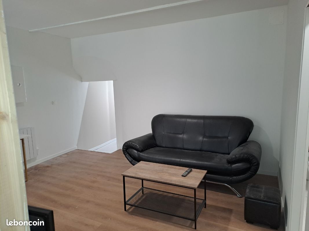 Appartement 2 pièces 52 m² · à Épernay · 52 m² · 880 €