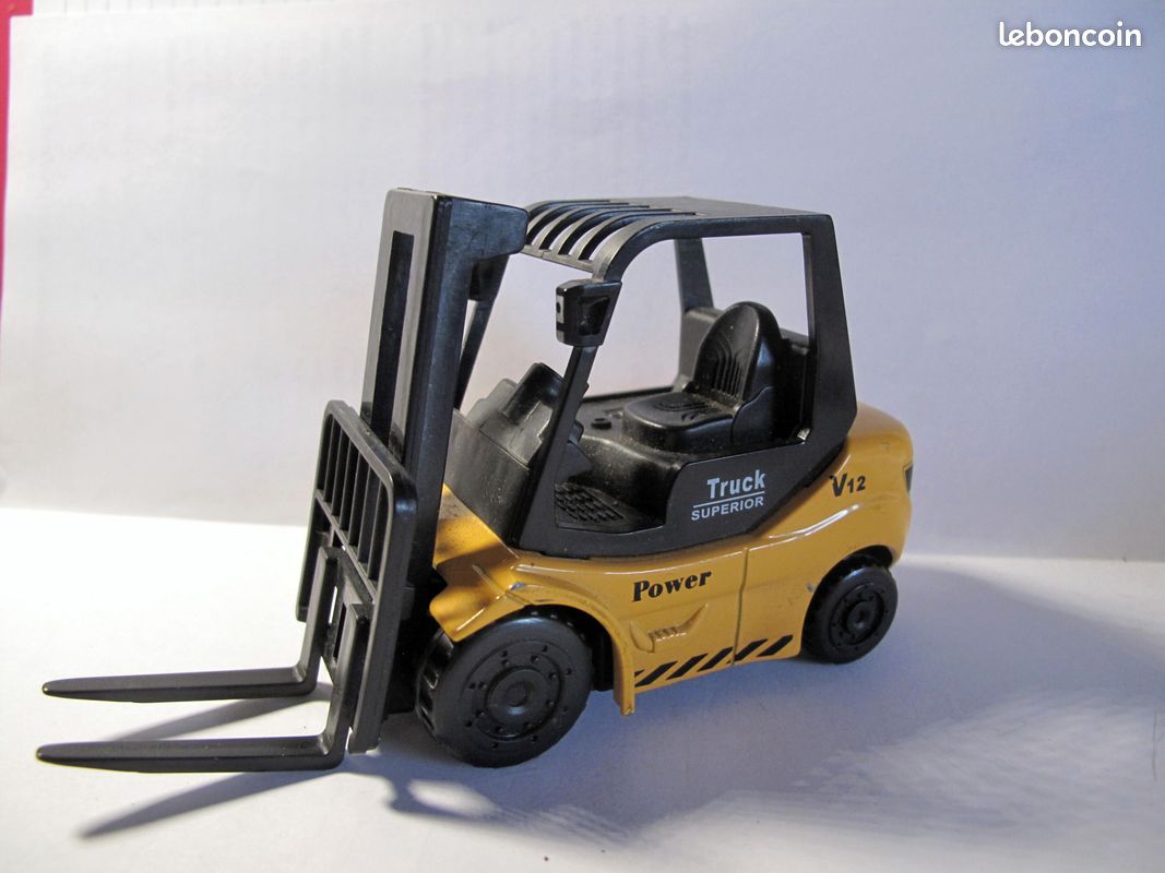 Chariot élévateur 1/64 truck supérior diecas (image 1)
