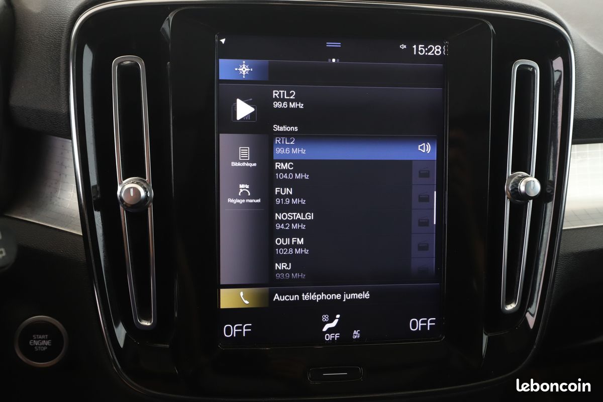 Volvo XC40 2.0 D3 AdBlue Business Geartronic 8 150 ch (image 19)