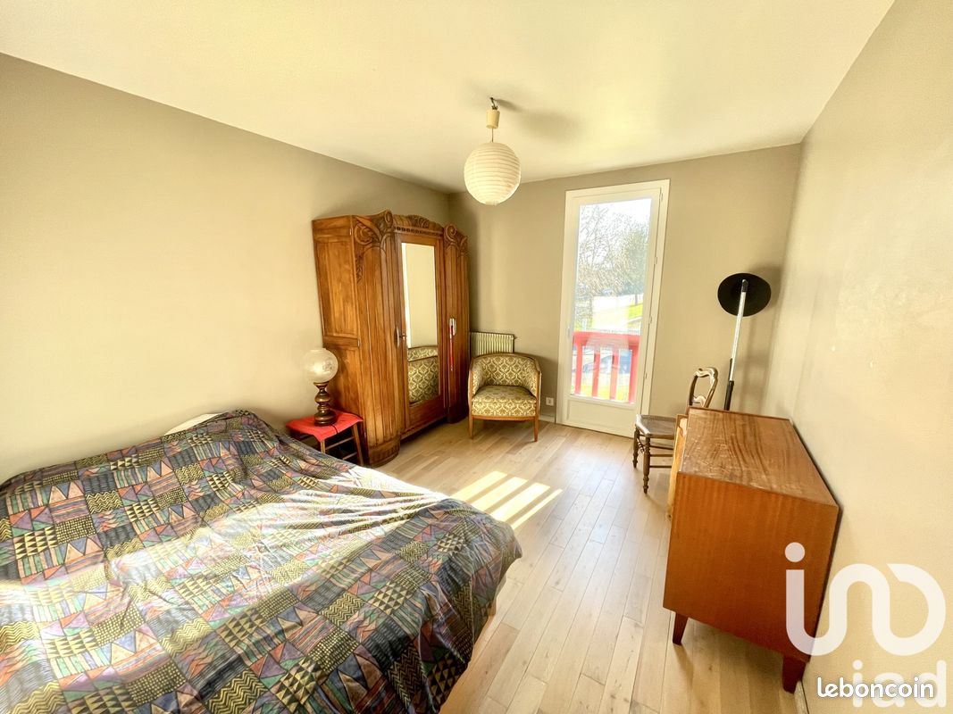 Maison 8 pièces 127 m² - Saint-Georges-lès-Baillargeaux 86130 (image principale 10)