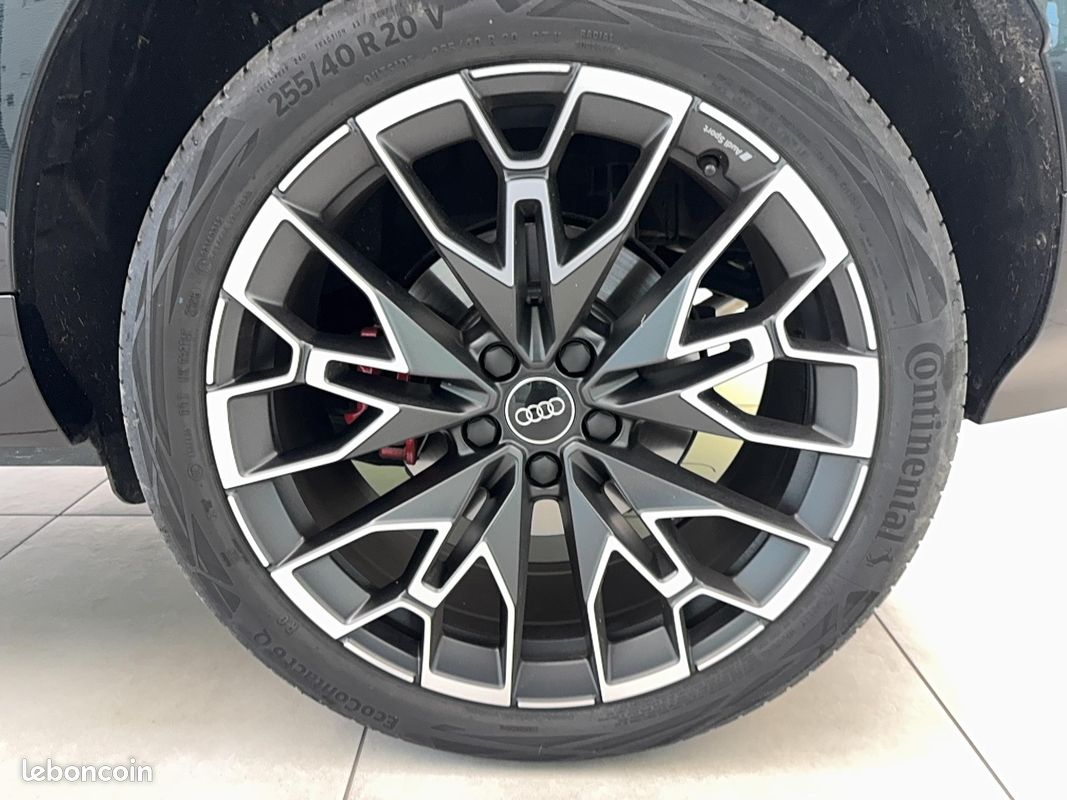 AUDI Q3 e-hybrid 272 ch S tronic 6 S line (image 9)