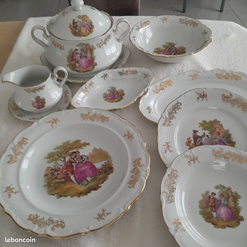 Service de table en porcelaine (image 1)