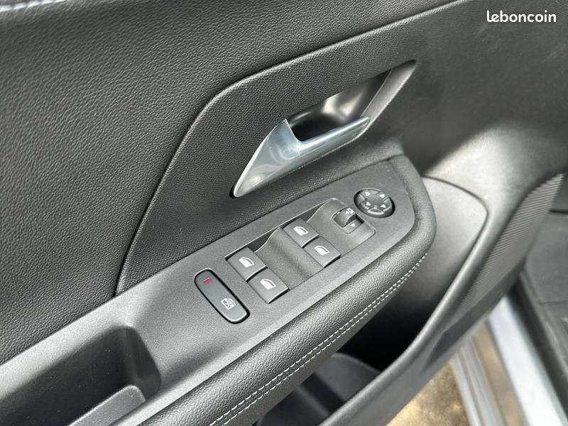 Opel Mokka Electric 156ch GS (image 15)