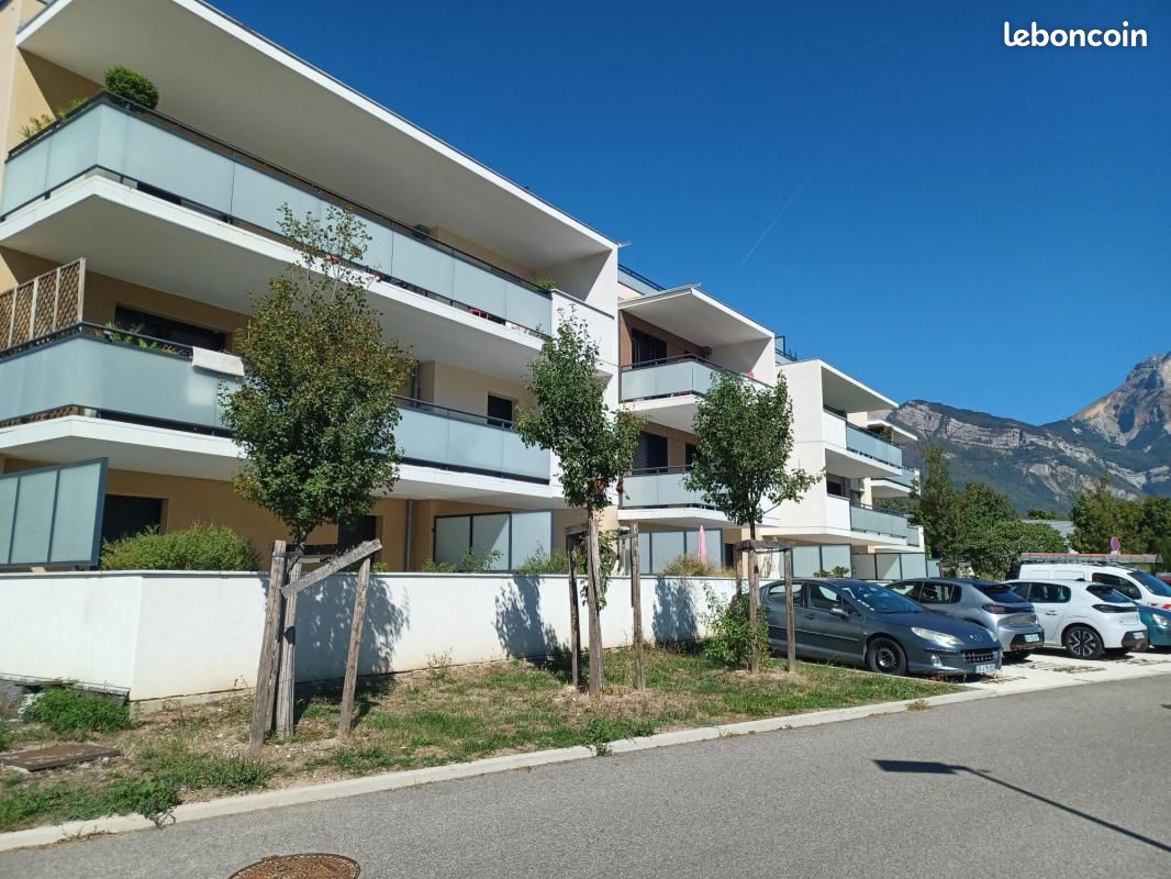 Appartement 3 pièces 72 m² · à Saint-Ismier · 72 m² · 861 €/mois