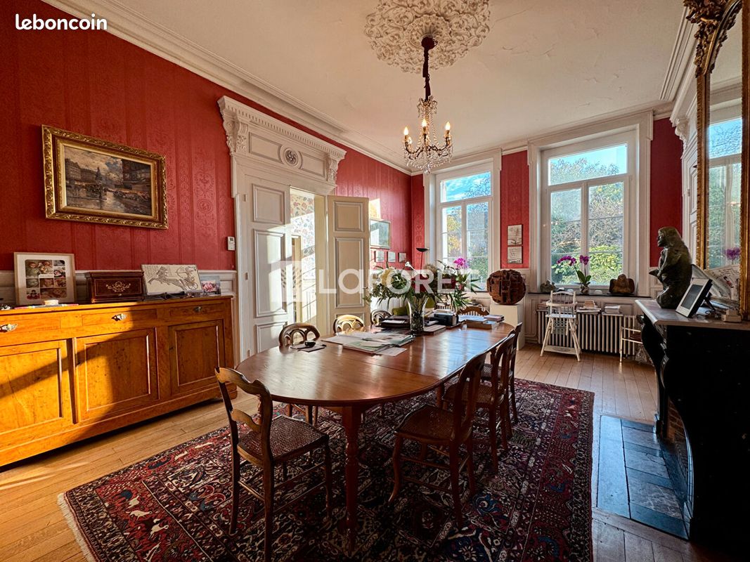 Maison 9 pièces 312 m² · à Douai · 312 m² · 335 000 €