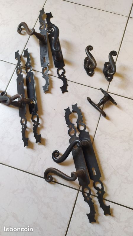Poignée de porte et fenêtre ( type fer forgé ) (image 1)