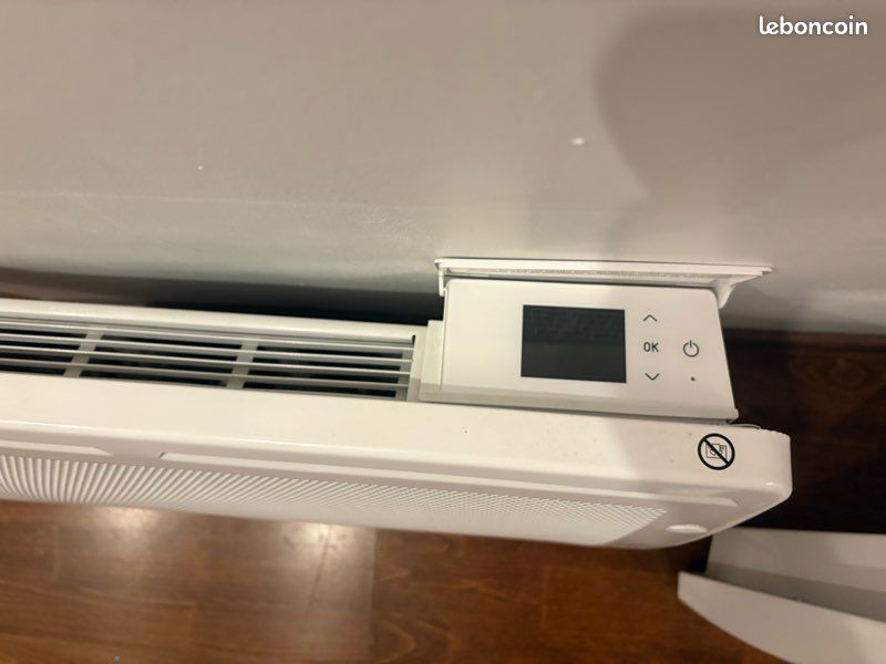 Titre : Radiateurs électriques muraux – 1000W et 1500W (image 1)