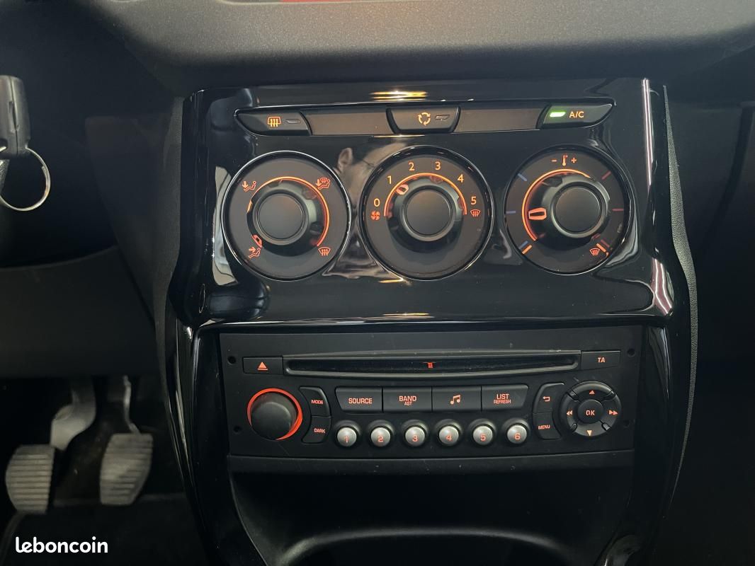 Citroën C3 1.4 HDi 70 CONFORT (image 15)