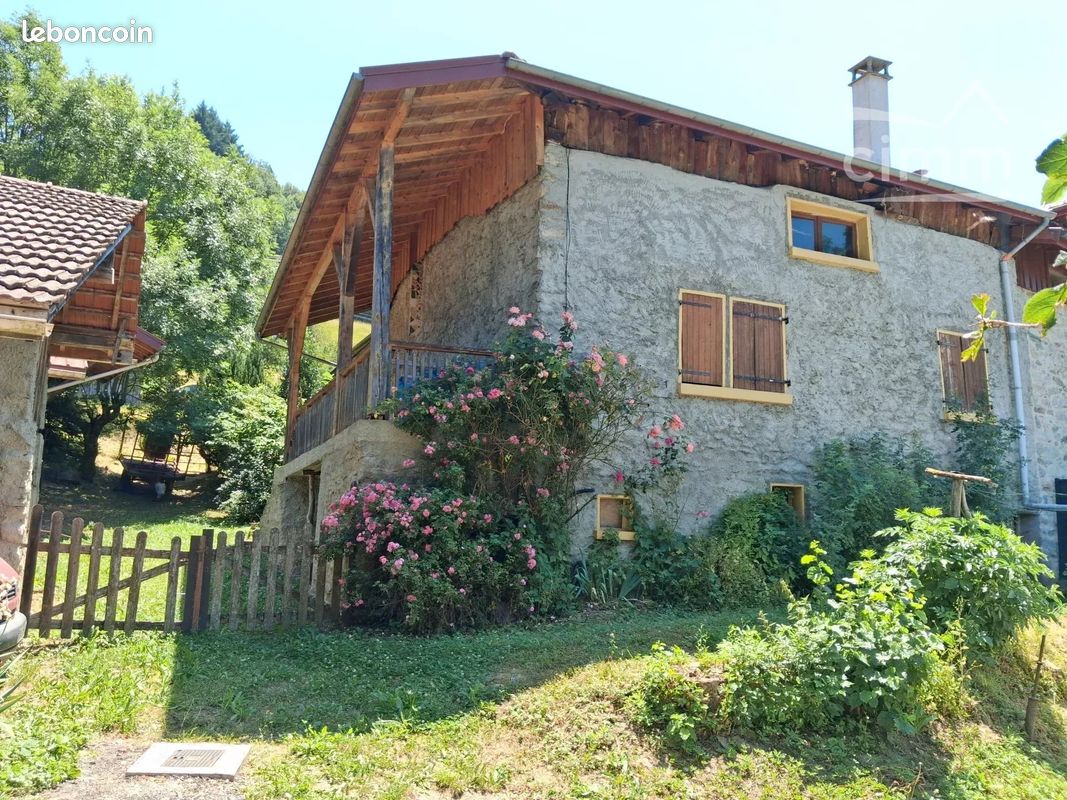 Maison 3 pièces 76 m² · à Crêts en Belledonne · 76 m² · 210 000 €