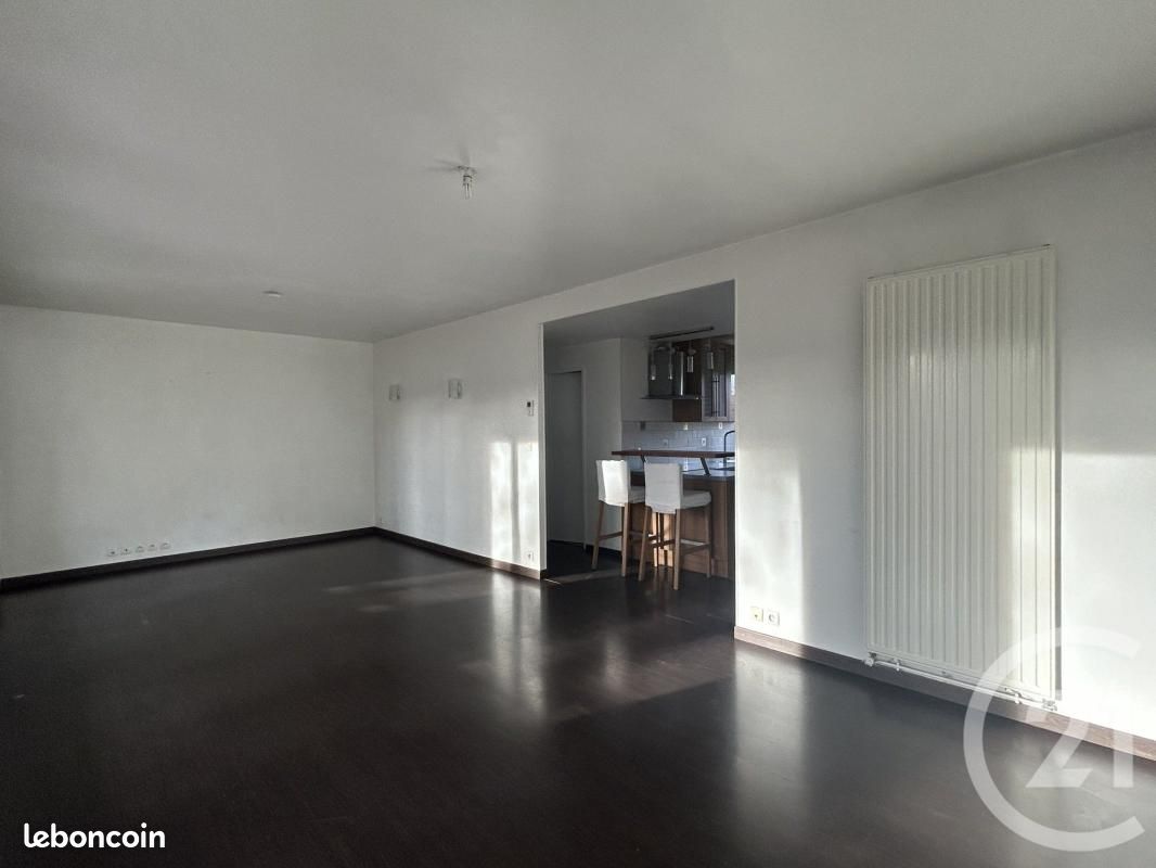 Appartement 3 pièces 71 m² · à Évreux · 71 m² · 126 000 €
