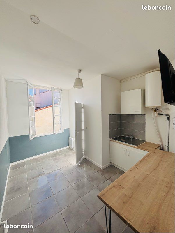 Appartement 1 pièce 18 m² · à Béziers · 18 m² · 350 €/mois